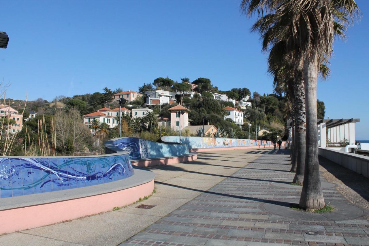 Il Mare In Piazza Appartement Albisola Superiore Buitenkant foto