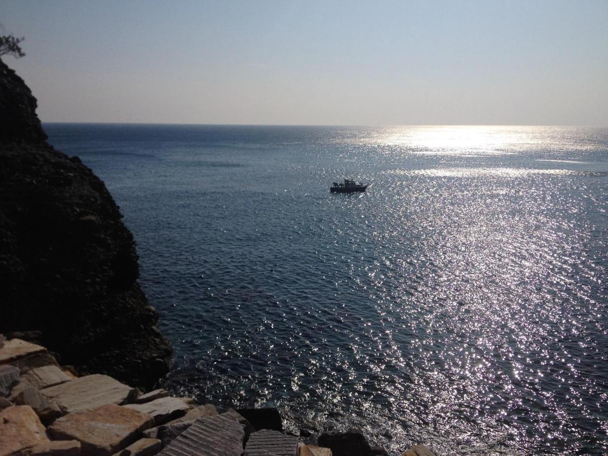 Il Mare In Piazza Appartement Albisola Superiore Buitenkant foto
